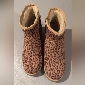 New cheetah wedge boot